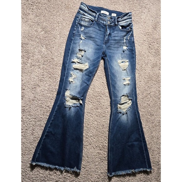 Kancan High Rise Super Flare Gwendolyn Jeans Distressed Size 28 Stretchy NWOT - Picture 1 of 9